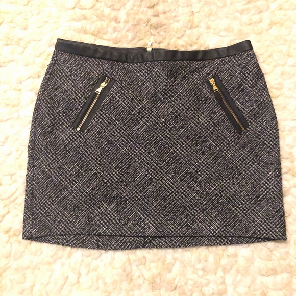 Express Dresses & Skirts - ⭐️3for$25 Express Tweed Mini Skirt